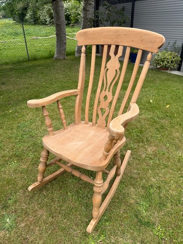 Solid pine rocking chair - chair, –