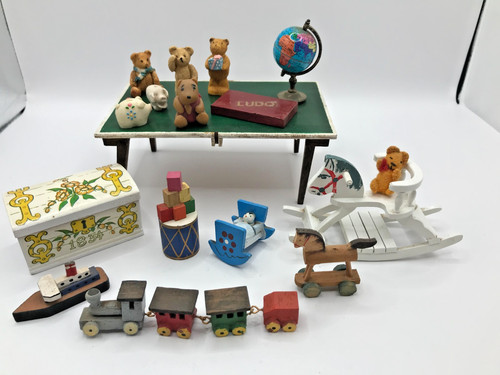 Dolls house miniature wooden - dolls,